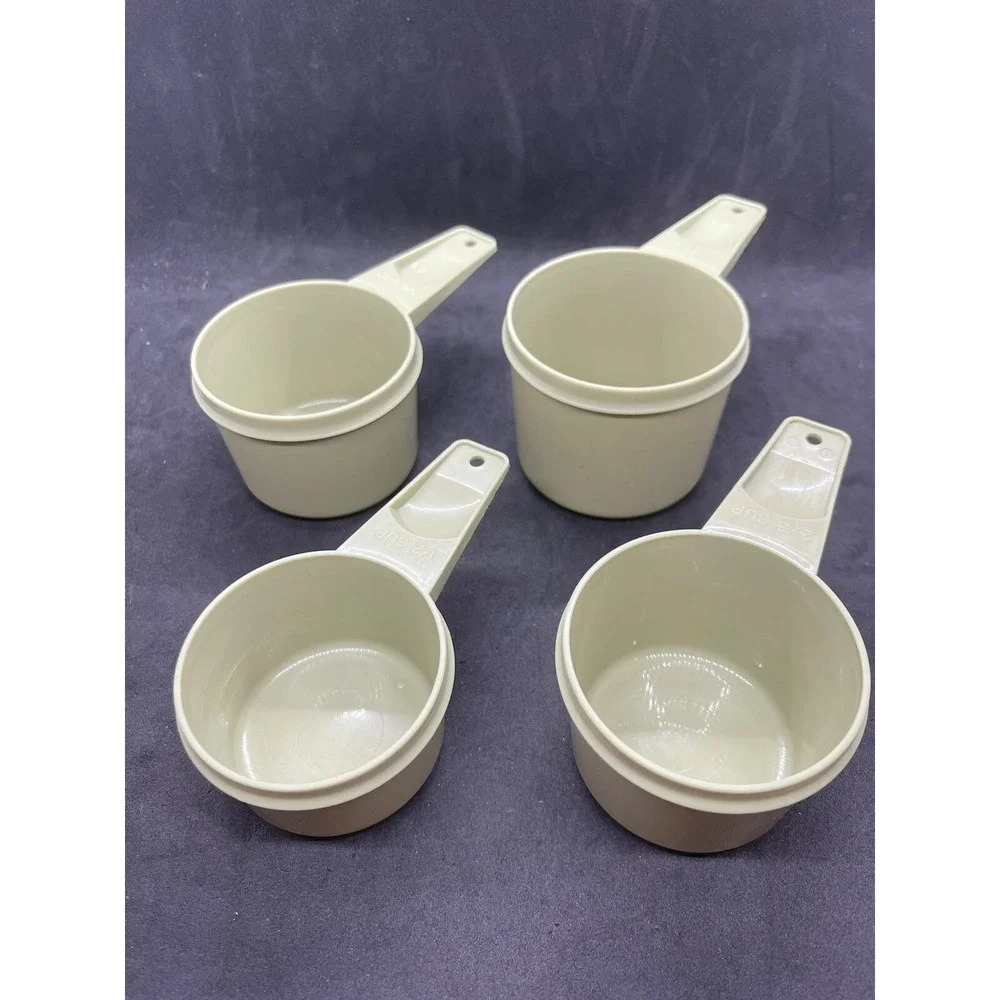 Vintage Tupperware Measuring Cups Avocado‎ Green Set of 4 Stacking Nesting
